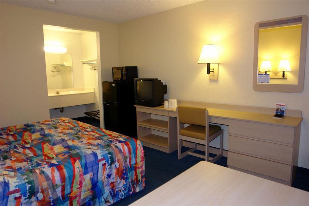 Motel 6-Oakland, Ca - Embarcadero Exteriör bild