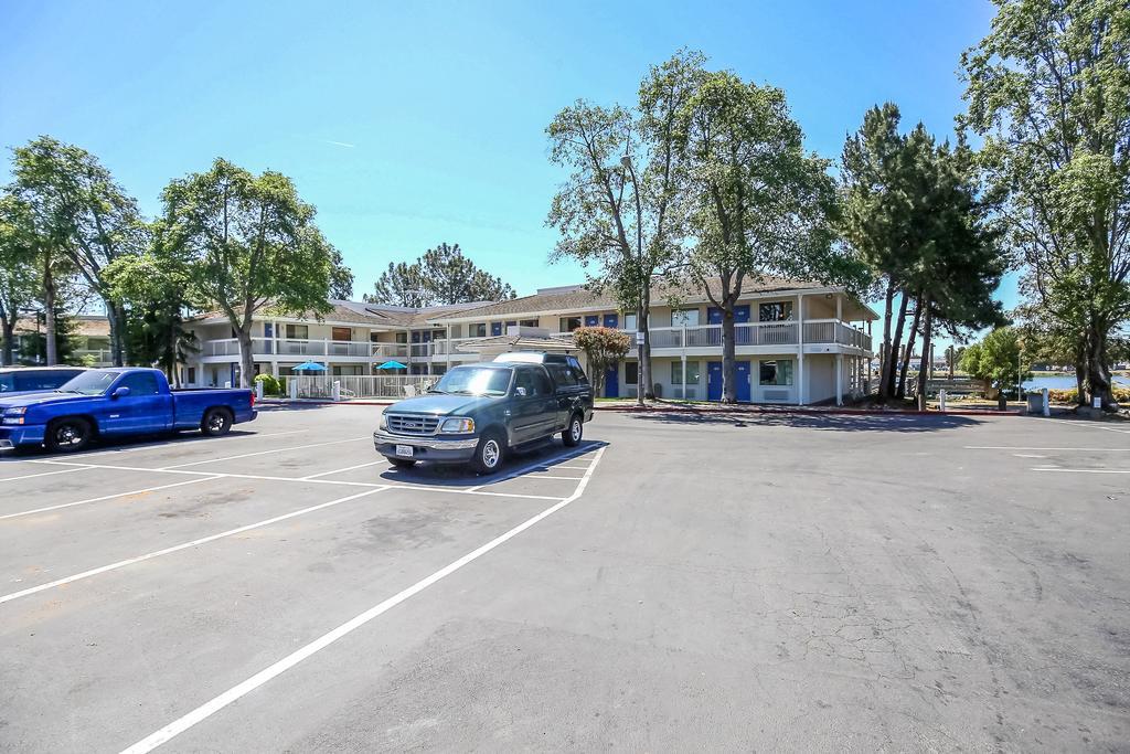 Motel 6-Oakland, Ca - Embarcadero Exteriör bild