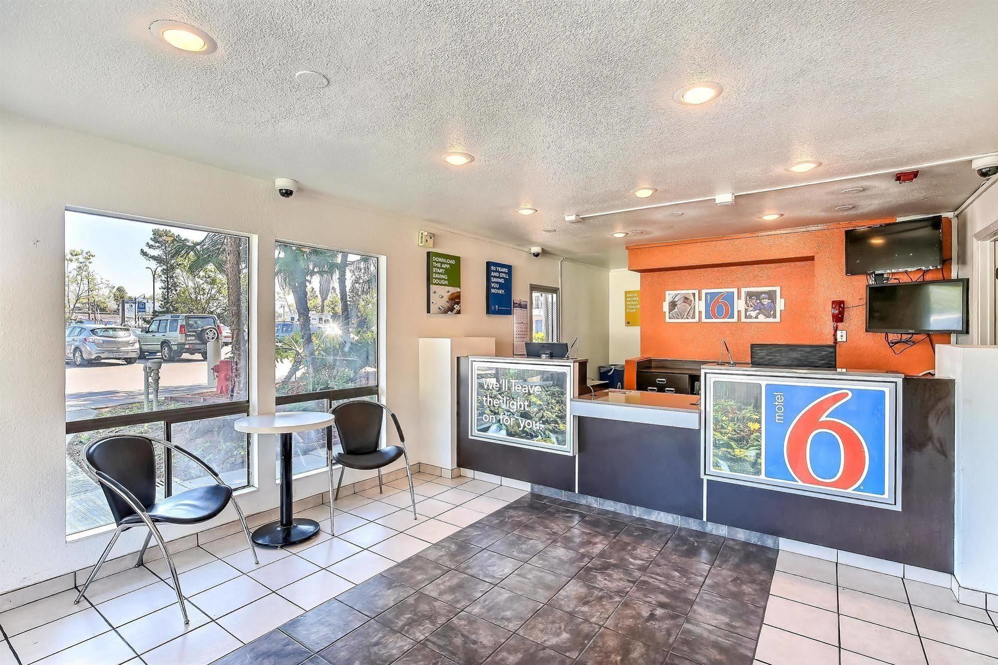 Motel 6-Oakland, Ca - Embarcadero Exteriör bild