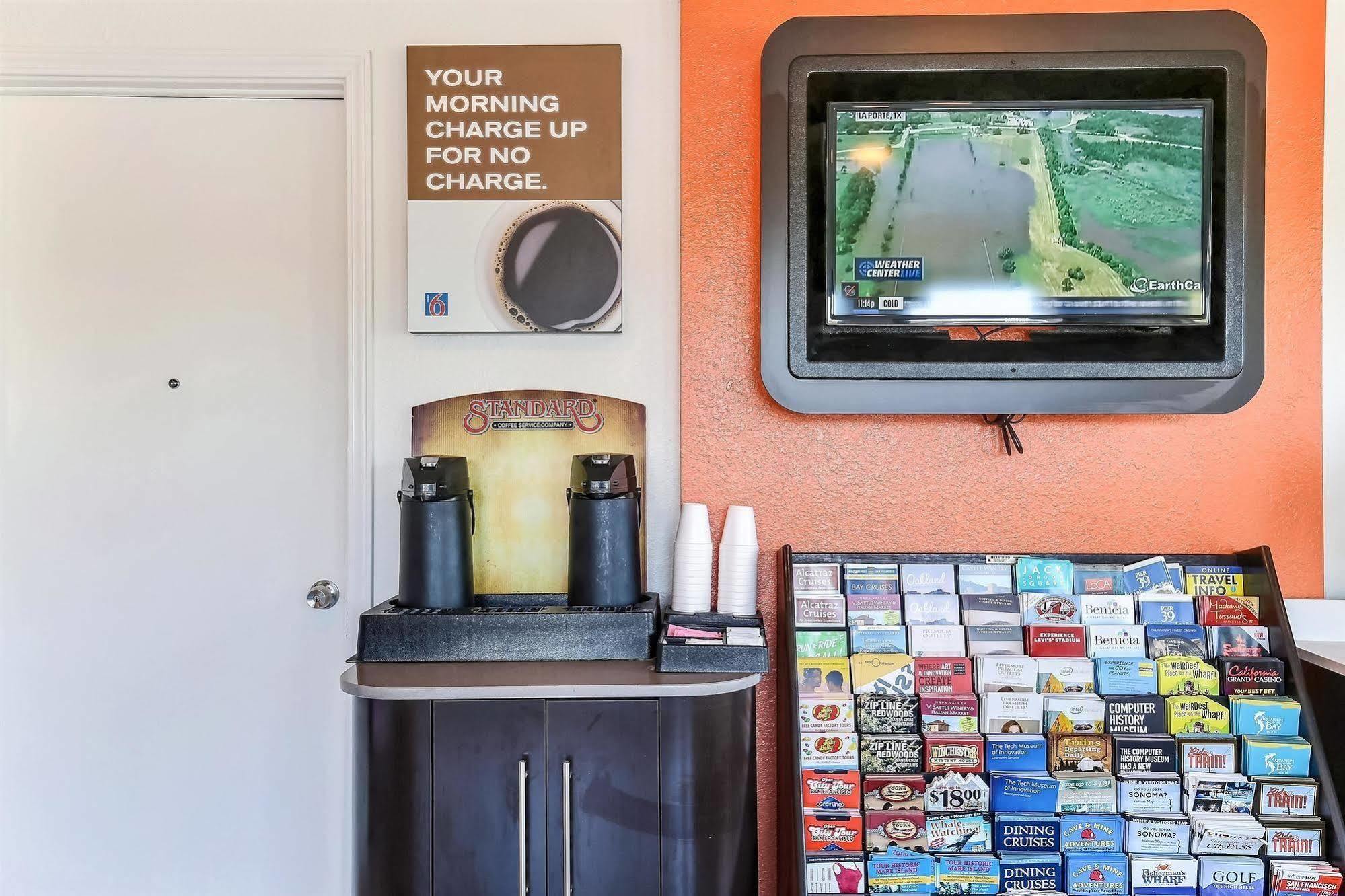 Motel 6-Oakland, Ca - Embarcadero Exteriör bild