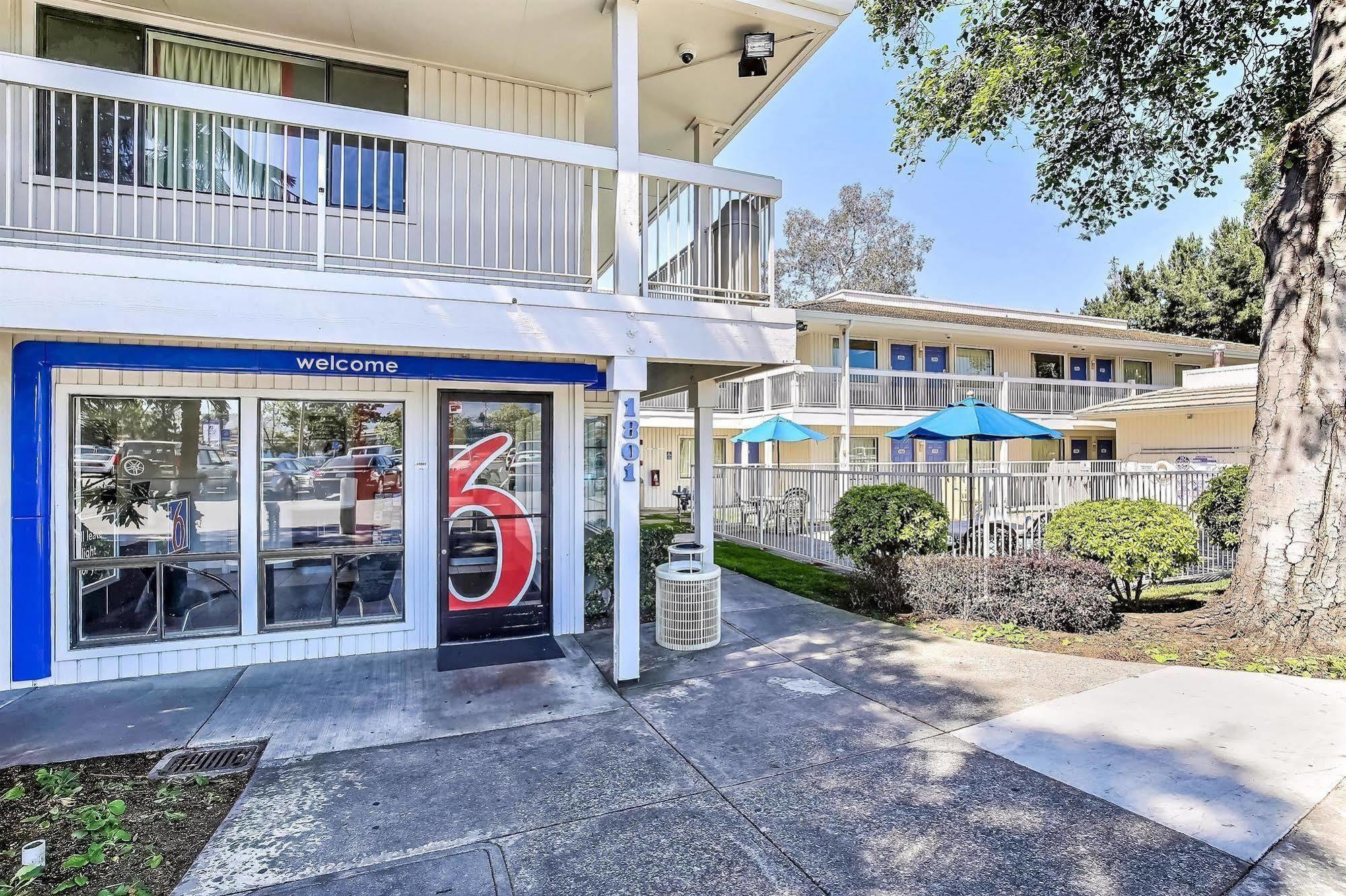 Motel 6-Oakland, Ca - Embarcadero Exteriör bild